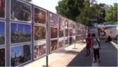 Uşak'ta AA'nın 15 Temmuz fotoğrafları ilgi gördü