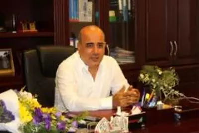 AK Parti ilçe başkanının kiracılarını sevindiren kararına esnaftan çiçekli teşekkür AK Parti ilçe başkanının kiracılarını sevindiren kararına esnaftan çiçekli teşekkür