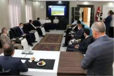 Son dakika haberi | Bakan Yardımcısı Aksu, Yahyalı Belediyesi'ni ziyaret etti