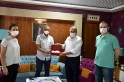 Son dakika haberi: Başkan Çerçi'den Kızılay'ın kampanyasına destek Son dakika haberi: Başkan Çerçi'den Kızılay'ın kampanyasına destek