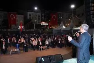 Bayram Şenocak: 'Milli iradeyi yok sayanlara karşı her zaman 'Demokrasi Nöbeti'ndeyiz' Bayram Şenocak: 'Milli iradeyi yok sayanlara karşı her zaman 'Demokrasi Nöbeti'ndeyiz'