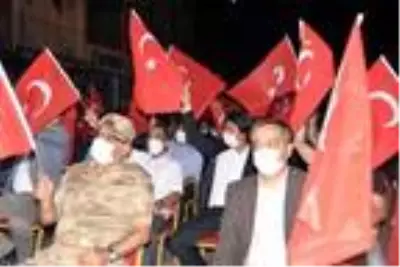 Bingöl'de, '15 Temmuz' nöbeti Bingöl'de, '15 Temmuz' nöbeti