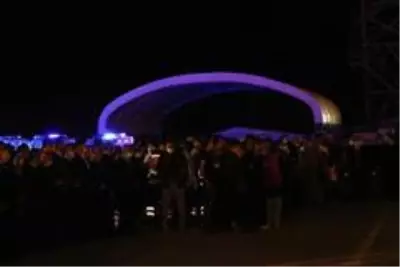 Düşen uçakta şehit olan polislere uğurlama töreni Düşen uçakta şehit olan polislere uğurlama töreni