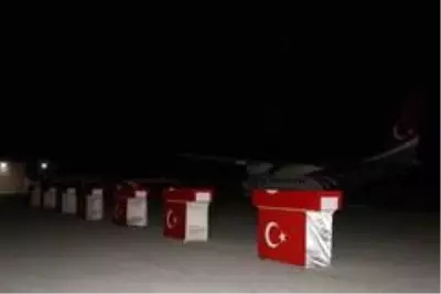 Düşen uçakta şehit olan polislere uğurlama töreni Düşen uçakta şehit olan polislere uğurlama töreni