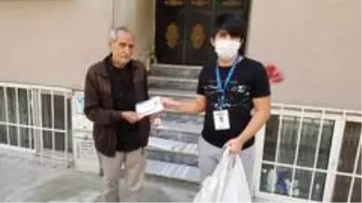 Son dakika güncel: Eyüpsultan Belediyesi ücretsiz maske dağıtıyor Son dakika güncel: Eyüpsultan Belediyesi ücretsiz maske dağıtıyor