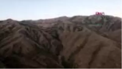 GEVAŞ'TA ARTOS DAĞINA ÇARPAN İNSANLI KEŞİF UÇAĞI KIRIMA UĞRADI, 7 ŞEHİT - BAKAN SOYLU, BÖLGEDE -2 GEVAŞ'TA ARTOS DAĞINA ÇARPAN İNSANLI KEŞİF UÇAĞI KIRIMA UĞRADI, 7 ŞEHİT - BAKAN SOYLU, BÖLGEDE -2