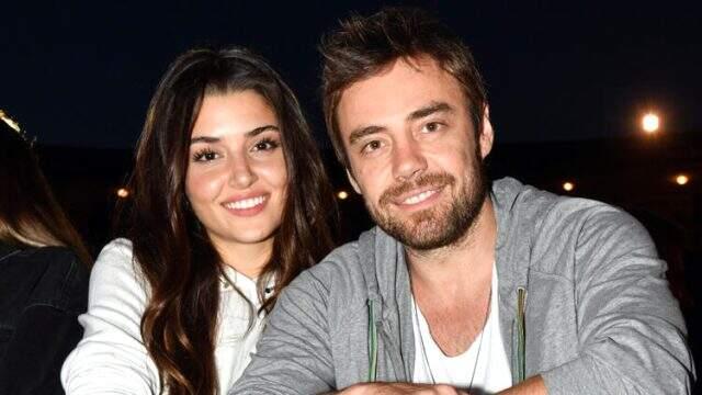 Herkesin evlilik beklediği Murat Dalkılıç ve Hande Erçel çifti, aşklarına son noktayı koydu Herkesin evlilik beklediği Murat Dalkılıç ve Hande Erçel çifti, aşklarına son noktayı koydu