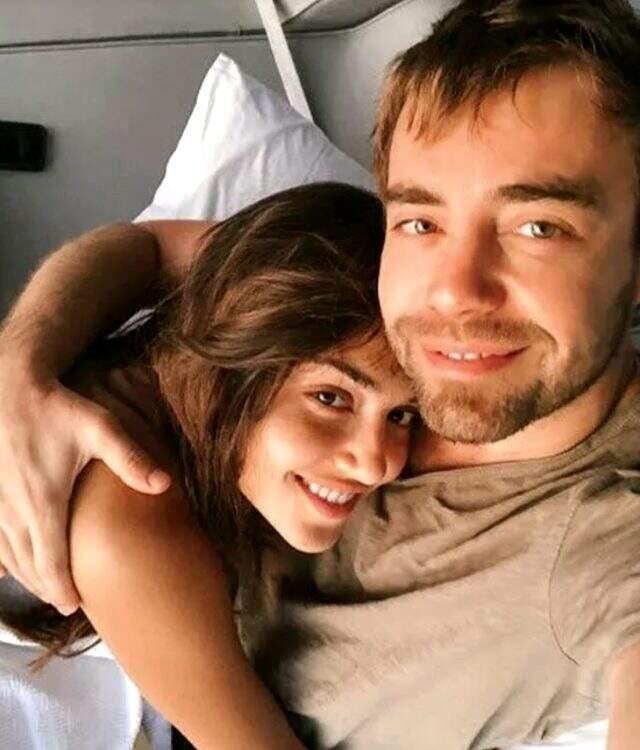 Herkesin evlilik beklediği Murat Dalkılıç ve Hande Erçel çifti, aşklarına son noktayı koydu Herkesin evlilik beklediği Murat Dalkılıç ve Hande Erçel çifti, aşklarına son noktayı koydu