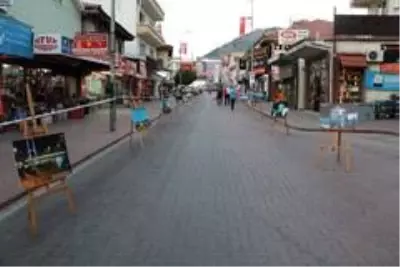 İHA'nın 15 Temmuz fotoğraf sergisi Bucak'ta açıldı İHA'nın 15 Temmuz fotoğraf sergisi Bucak'ta açıldı