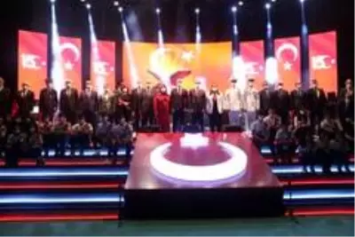 Kocaeli'de düzenlenen 15 Temmuz anma programına Valinin sözleri damga vurdu Kocaeli'de düzenlenen 15 Temmuz anma programına Valinin sözleri damga vurdu