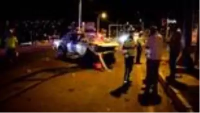 Malatya'da kırmızı ışıktan geçen otomobil kamyonete çarptı: 5 yaralı Malatya'da kırmızı ışıktan geçen otomobil kamyonete çarptı: 5 yaralı