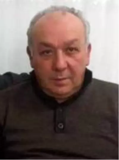Ölümü şüpheli bulununca otopsi için mezarı açıldı Ölümü şüpheli bulununca otopsi için mezarı açıldı