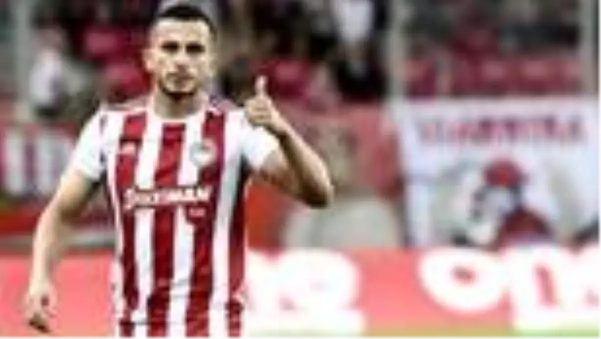 Omar Elabdellaoui kimdir? Omar Elabdellaoui kaç yaşında, nereli? Omar Elabdellaoui mevkiisi ne?
