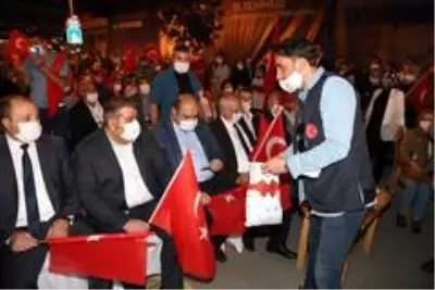 Son Dakika: Palandöken Belediyesi'nden 15 Temmuz'a özel maske Son Dakika: Palandöken Belediyesi'nden 15 Temmuz'a özel maske