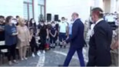 Siirt'te şehit olan 2 özel harekat polisi memleketlerine uğurlandı Siirt'te şehit olan 2 özel harekat polisi memleketlerine uğurlandı