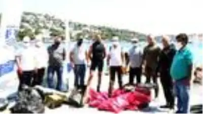 Türkbükü Sahili'nde deniz dibi temizliği Türkbükü Sahili'nde deniz dibi temizliği