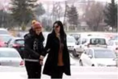 Uyuşturucu kuryesi kadından pes dedirten savunma: Bu işi yapmasaydım, kötü yola düşecektim