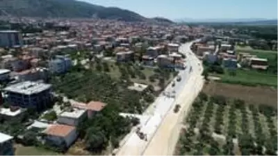 Adnan Menderes Caddesinde sona gelindi Adnan Menderes Caddesinde sona gelindi