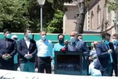 Balıkesir'de Ayasofya'nın ibadete açılması sevinci Balıkesir'de Ayasofya'nın ibadete açılması sevinci