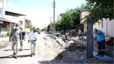 Başkan Kocaman, üst yapı çalışmalarını inceledi Başkan Kocaman, üst yapı çalışmalarını inceledi
