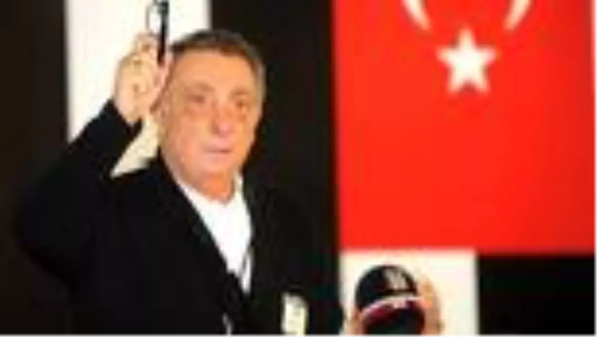 Beşiktaş seçime mi gidiyor? Beşiktaş Başkanı Ahmet Nur Çebi seçim mi planlıyor? Beşiktaş'ta seçi mi olacak?