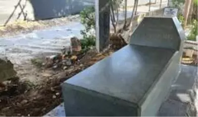 Eski belediye başkanının mezarı 18 yıl sonra açıldı