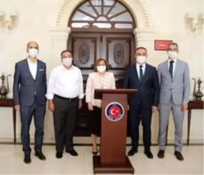 Fatma Şahin'den Bulut'a ziyaret Fatma Şahin'den Bulut'a ziyaret