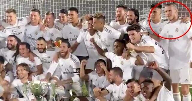 Gareth Bale'ın şampiyonluk kutlamalarındaki isteksiz tavrı, Real Madrid taraftarlarını kızdırdı