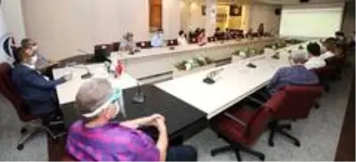 GAÜN Rektörlük personeline Covid-19 bilgilendirme eğitimi