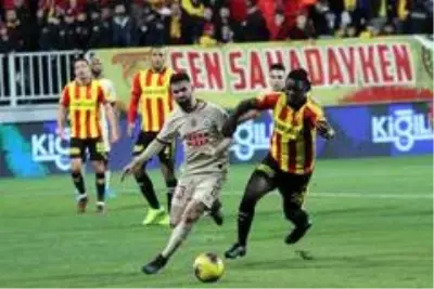 Göz Göz, İstanbul'da galibiyet arıyor Göz Göz, İstanbul'da galibiyet arıyor