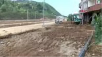 Rize'de sel ve heyelanların izleri siliniyor