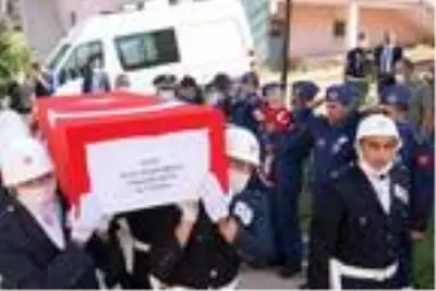 Şehit Pilot Altunbaş, Kırıkkale'de son yolculuğuna uğurlandı
