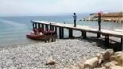 Van Gölü'nden biri çocuk 2 ceset daha çıkarıldı Van Gölü'nden biri çocuk 2 ceset daha çıkarıldı