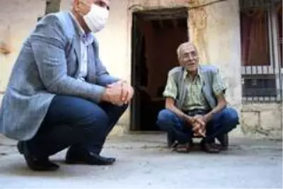 Yalnız yaşayan hasta adama Milletvekili Gülpınar sahip çıktı