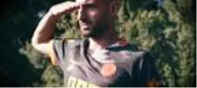 Alanyaspor'un yeni sezon formalarında 'Mehmetçik Vakfı' detayı Alanyaspor'un yeni sezon formalarında 'Mehmetçik Vakfı' detayı