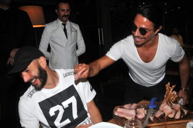 Karim Benzema Erzurumspor'un şampiyonluğunu, Nusret'i etiketleyerek kutladı