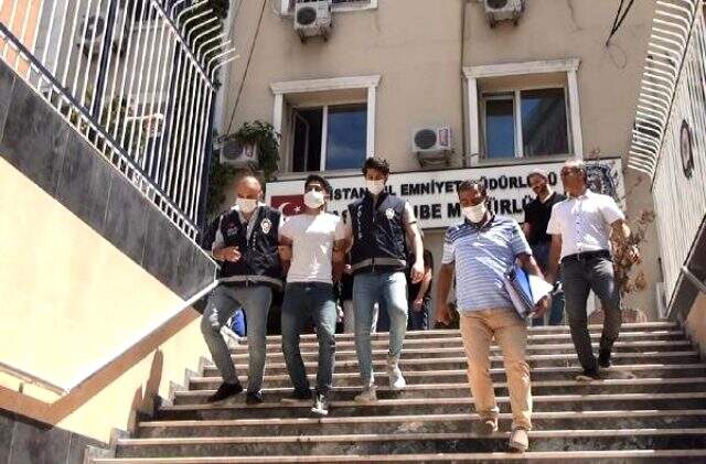 Katil zanlısının 8 parçaya böldüğü cansız beden için poşet almaya gittiği anlar ortaya çıktı