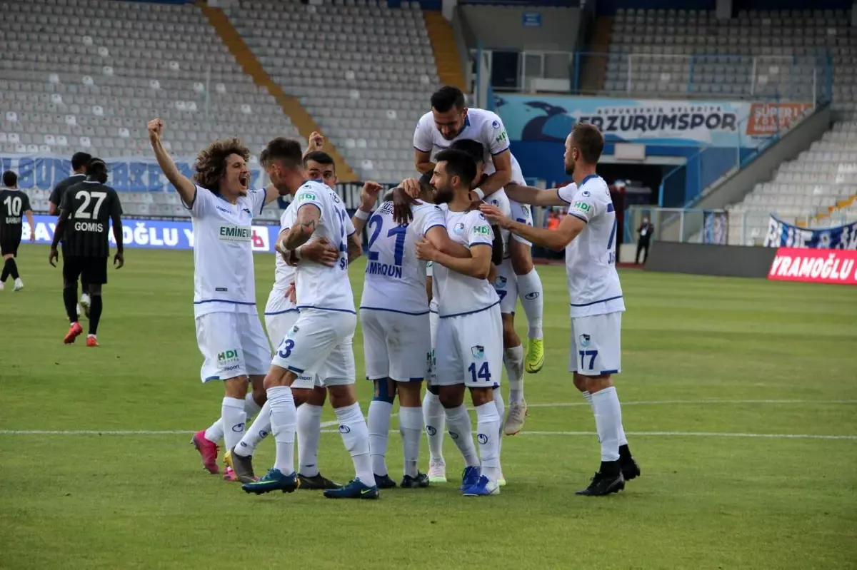 Son Dakika: Ümraniyespor'u 4-1 yenen BB Erzurumspor, Süper Lig'e yükselen 2. takım oldu