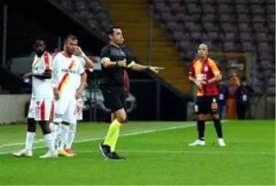 Süper Lig: Galatasaray: 0 Göztepe: 0 (İlk yarı) Süper Lig: Galatasaray: 0 Göztepe: 0 (İlk yarı)