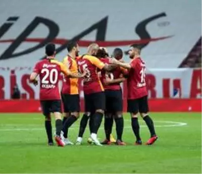 Süper Lig: Galatasaray: 3 Göztepe: 1 (Maç sonucu) Süper Lig: Galatasaray: 3 Göztepe: 1 (Maç sonucu)