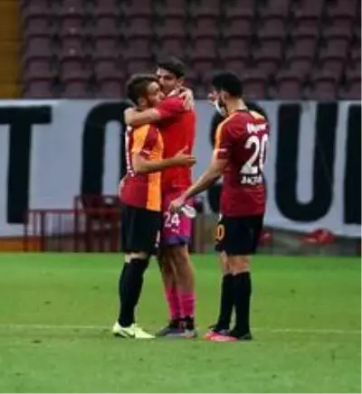 Süper Lig: Galatasaray: 3 Göztepe: 1 (Maç sonucu) Süper Lig: Galatasaray: 3 Göztepe: 1 (Maç sonucu)