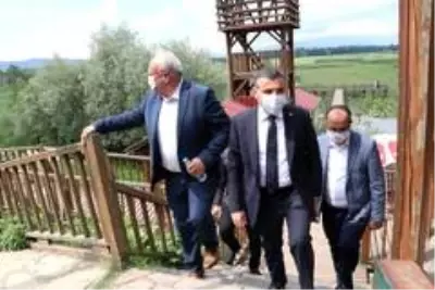 Son Dakika | Vali Atay Efteni Gölünde incelemelerde bulundu