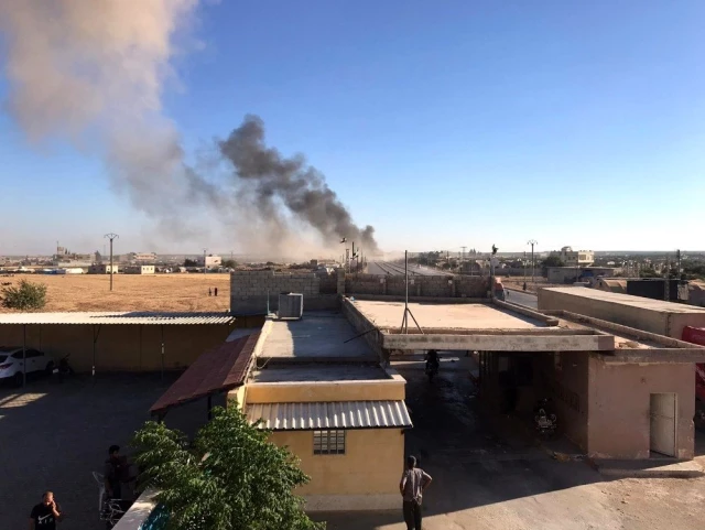 Azez'de sınır kapısı yakınında bomba yüklü araç patladı: 3 ölü, 10 yaralı