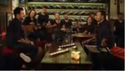 Ercan Saatçi Gökhan Tepe'yi ilk gördüğü anı Çok Akustik'te anlattı Ercan Saatçi Gökhan Tepe'yi ilk gördüğü anı Çok Akustik'te anlattı