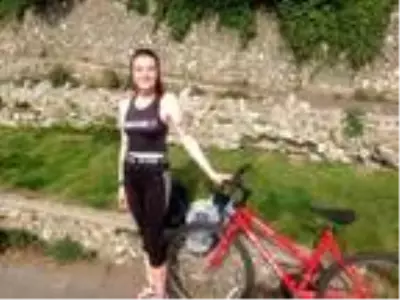 Fitness tutkunu Alice, aç karnına alkol aldıktan sonra öldü Fitness tutkunu Alice, aç karnına alkol aldıktan sonra öldü