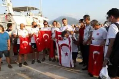 Milli yüzücüler Mersin'den KKTC'ye yüzmeye başladı Milli yüzücüler Mersin'den KKTC'ye yüzmeye başladı