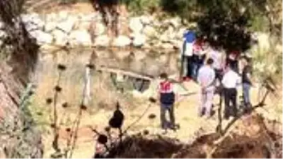 Serinlemek için gölete giren 14 yaşındaki çocuk, boğularak can verdi Serinlemek için gölete giren 14 yaşındaki çocuk, boğularak can verdi