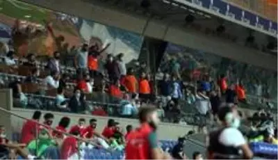 Süper Lig: Medipol Başakşehir: 1 Kayserispor: 0 (İlk yarı) Süper Lig: Medipol Başakşehir: 1 Kayserispor: 0 (İlk yarı)