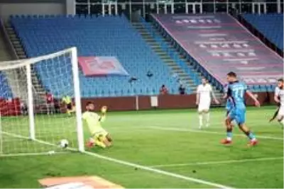 Son dakika spor: Süper Lig: Trabzonspor: 3İttifak Holding Konyaspor: 4 (Maç sonucu) Son dakika spor: Süper Lig: Trabzonspor: 3İttifak Holding Konyaspor: 4 (Maç sonucu)