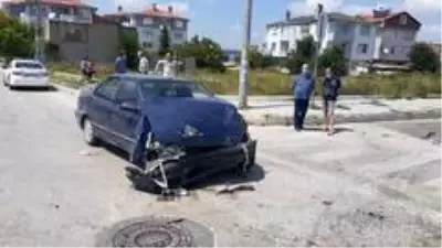 Tekirdağ'da trafik kazası: 6 yaralı Tekirdağ'da trafik kazası: 6 yaralı